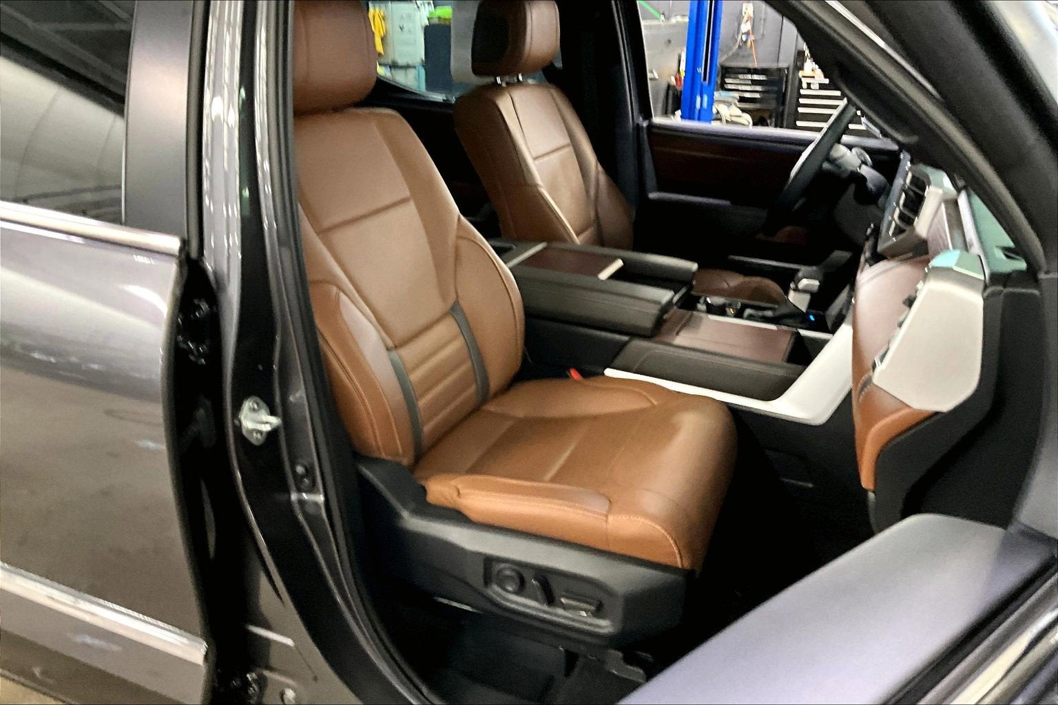 2024 Toyota Tundra 4WD 1794 Edition