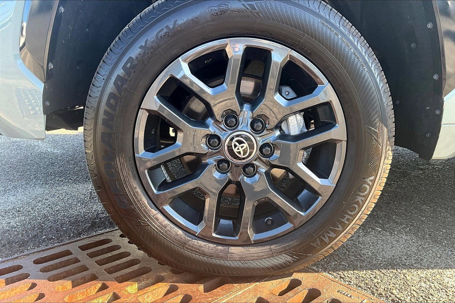 2025 Toyota Tundra 4WD Platinum Hybrid