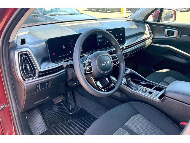 2025 Kia Sorento LX