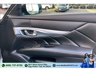 2019 INFINITI Q70 3.7 LUXE AWD