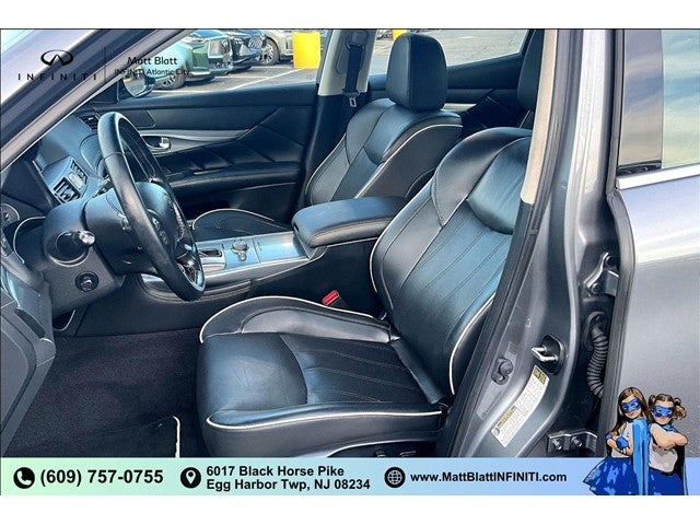 2019 INFINITI Q70 3.7 LUXE AWD
