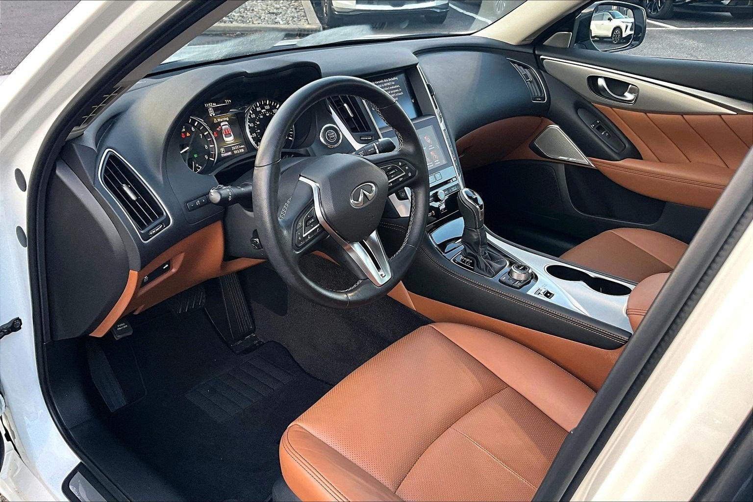 2023 INFINITI Q50 LUXE AWD