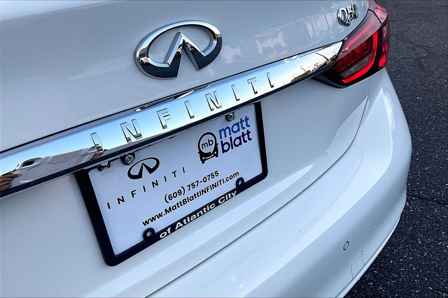 2023 INFINITI Q50 LUXE AWD