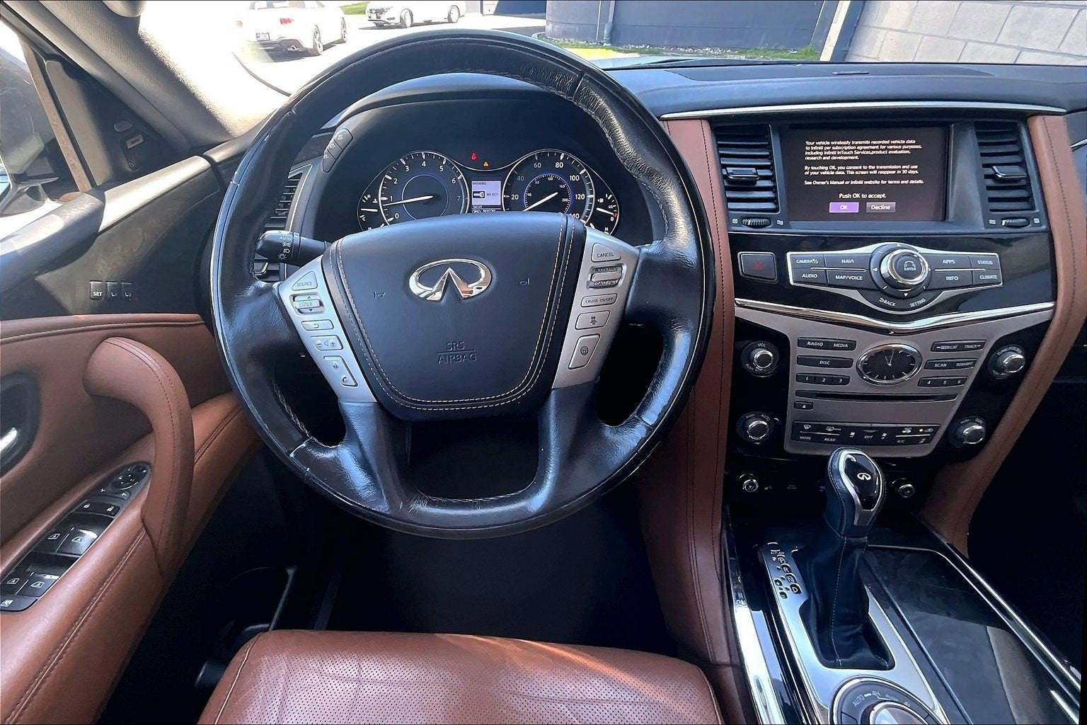 2019 INFINITI QX80 LUXE 4WD