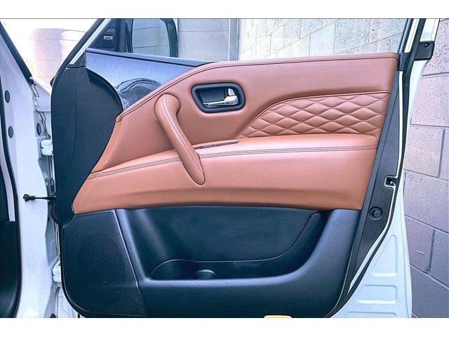 2019 INFINITI QX80 LUXE 4WD
