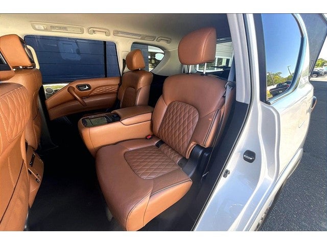 2019 INFINITI QX80 LUXE 4WD