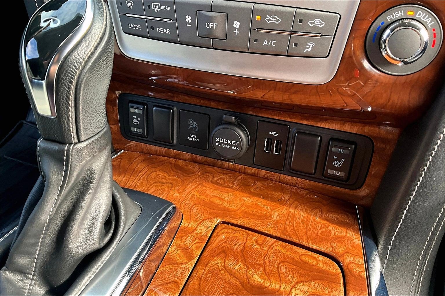 2019 INFINITI QX80 LUXE