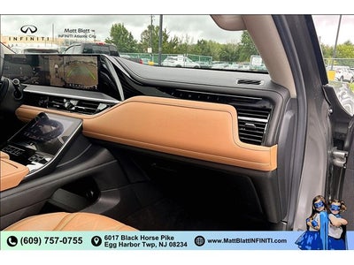 2025 INFINITI QX80 Sensory 4WD