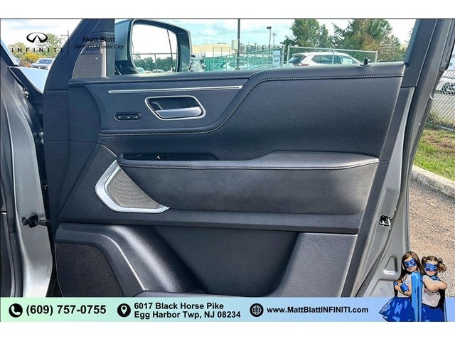 2025 INFINITI QX80 Sensory 4WD