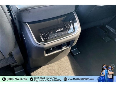 2025 INFINITI QX80 Sensory 4WD