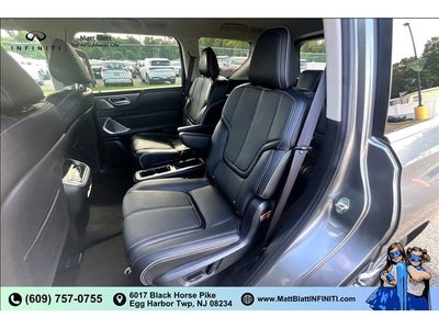 2025 INFINITI QX80 Sensory 4WD