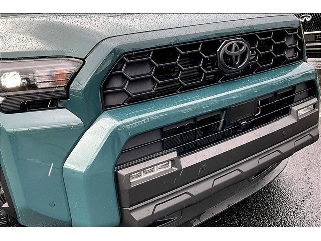 2025 Toyota 4Runner Hybrid TRD Off Road