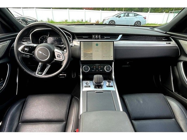 2022 Jaguar XF R-Dynamic SE