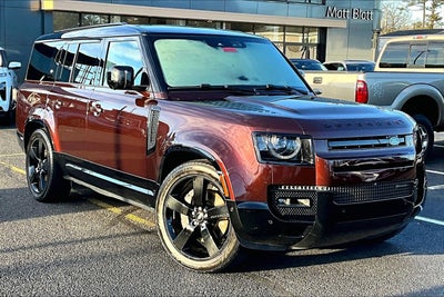 2023 Land Rover Defender X-Dynamic SE