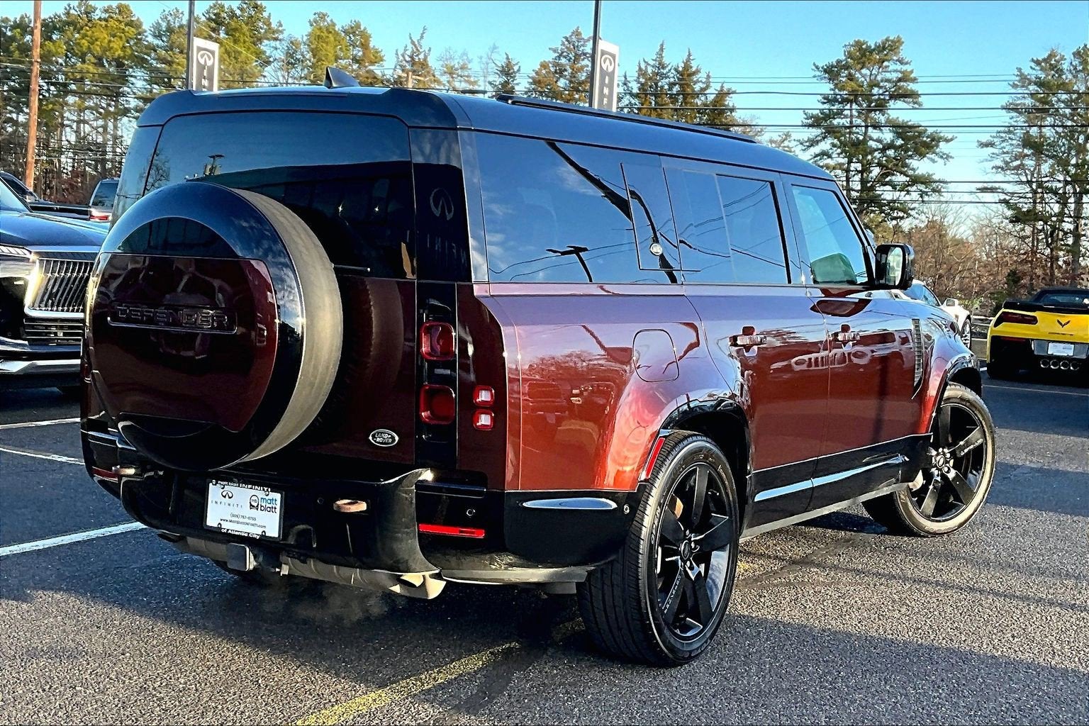 2023 Land Rover Defender X-Dynamic SE