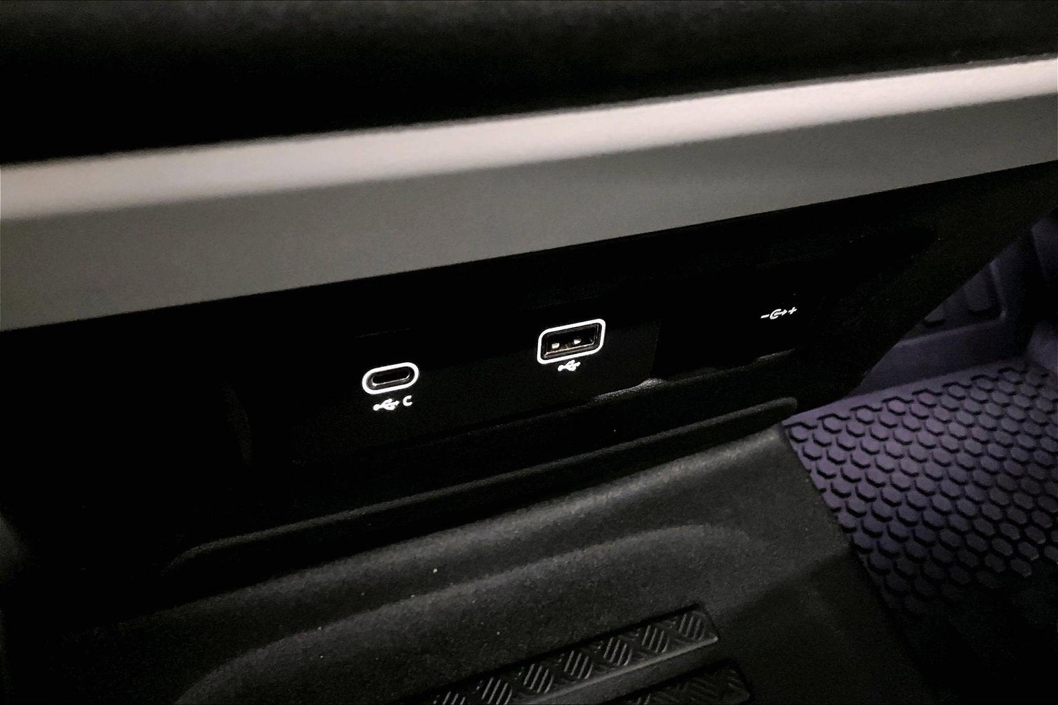 2020 Land Rover Defender S