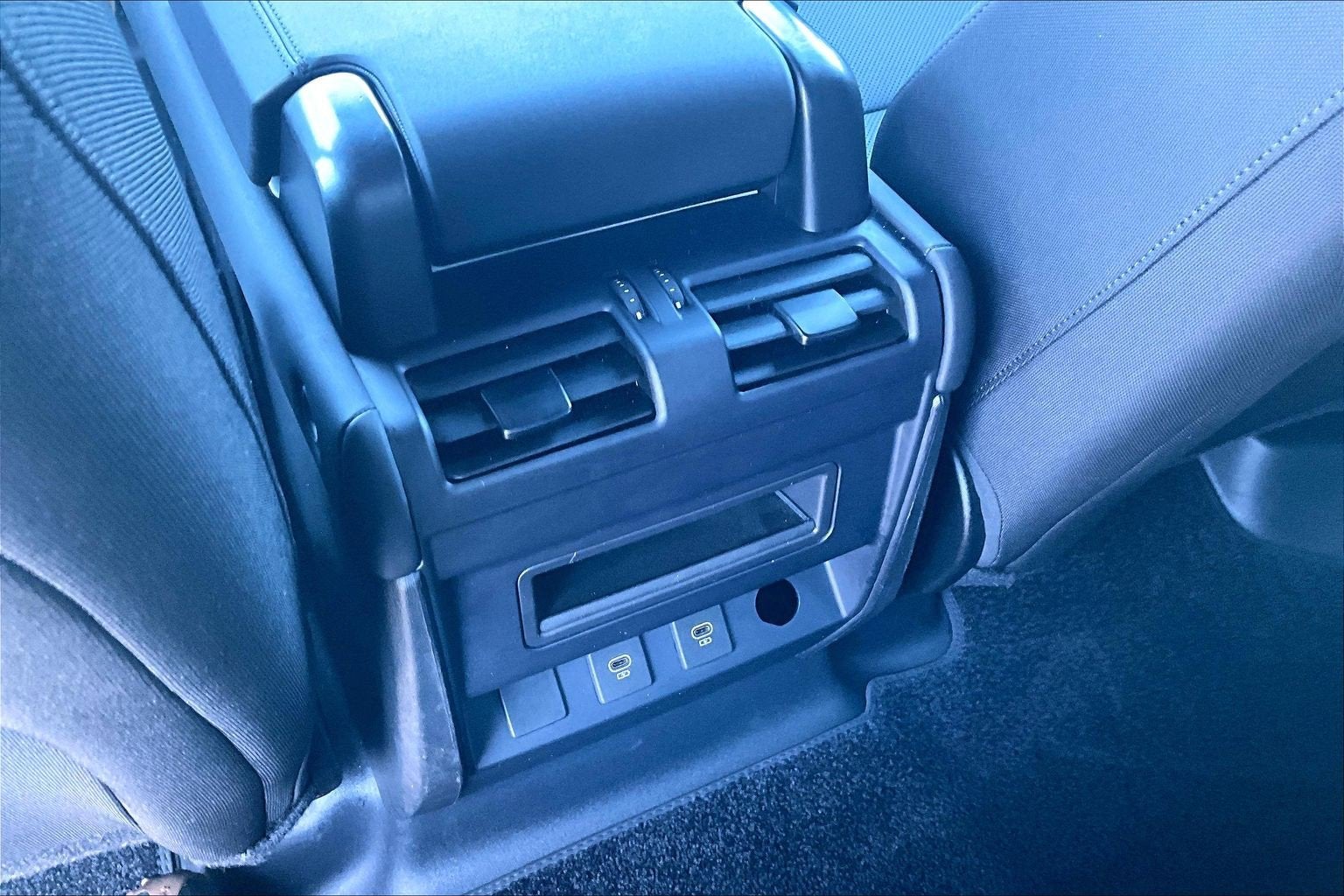 2025 Land Rover Defender S