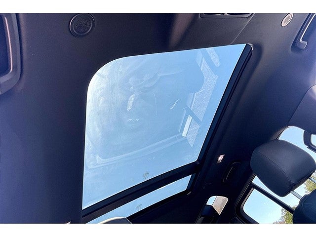 2025 Land Rover Defender S