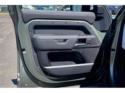 2025 Land Rover Defender S