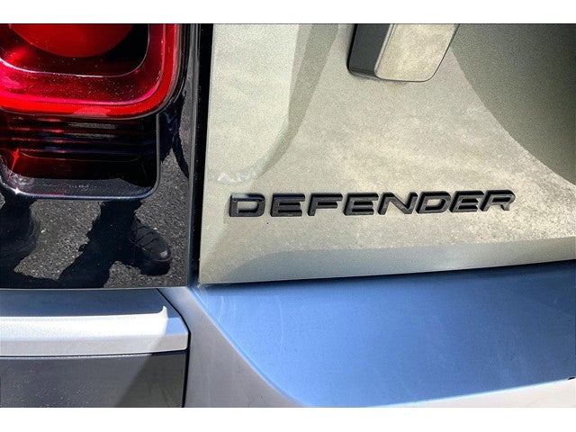 2025 Land Rover Defender S