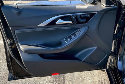 2018 INFINITI QX30 ESSENTIAL