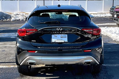 2018 INFINITI QX30 ESSENTIAL