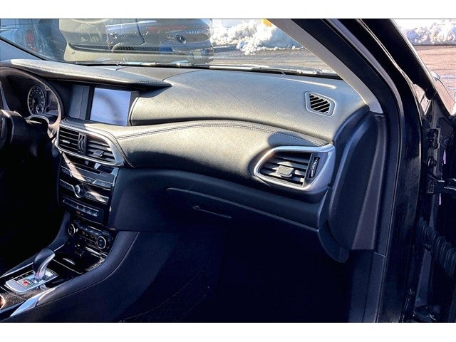 2018 INFINITI QX30 ESSENTIAL