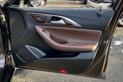 2017 INFINITI QX30 Premium AWD