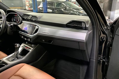 2022 Audi Q3 S line Premium