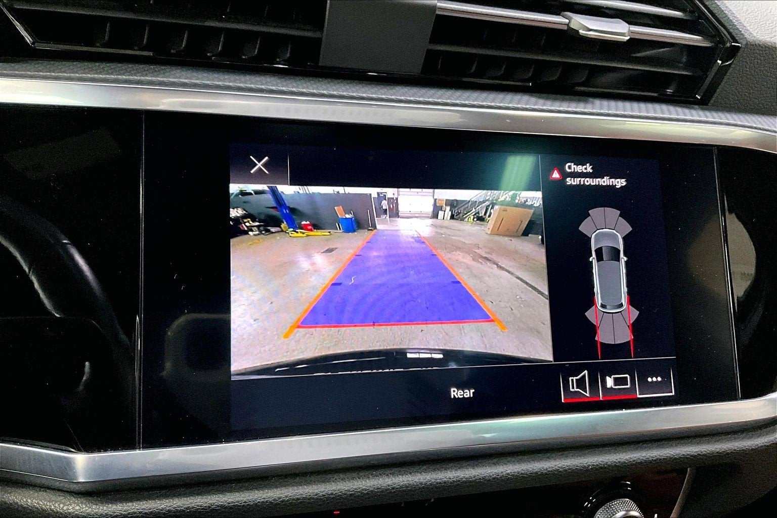 2022 Audi Q3 S line Premium