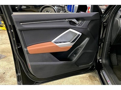 2022 Audi Q3 S line Premium