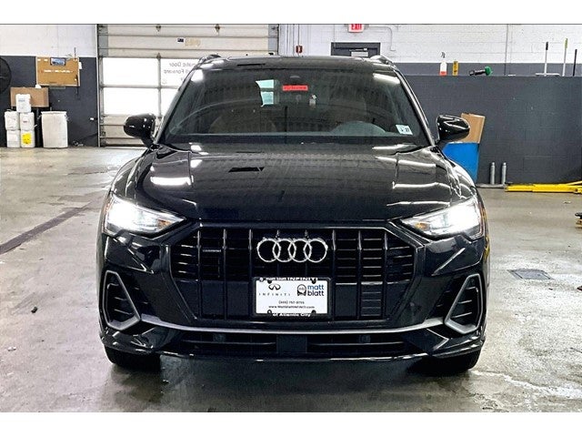 2022 Audi Q3 S line Premium
