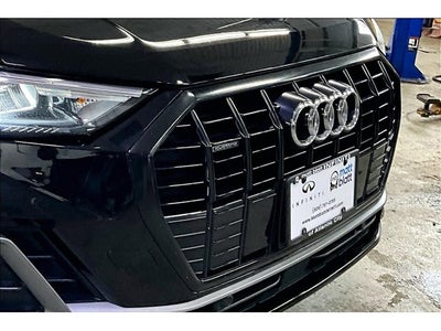 2022 Audi Q3 S line Premium