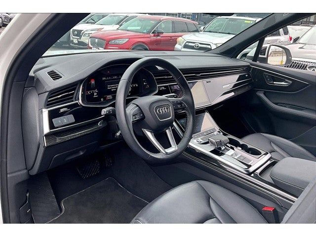 2025 Audi Q7 Premium Plus