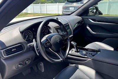 2023 Maserati Levante Modena