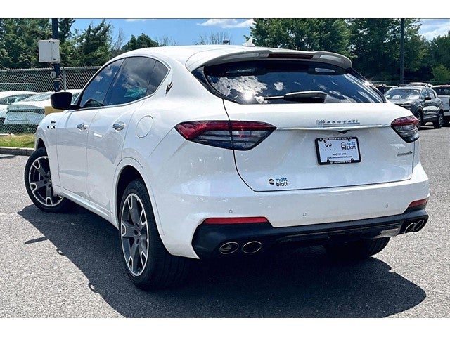 2023 Maserati Levante Modena