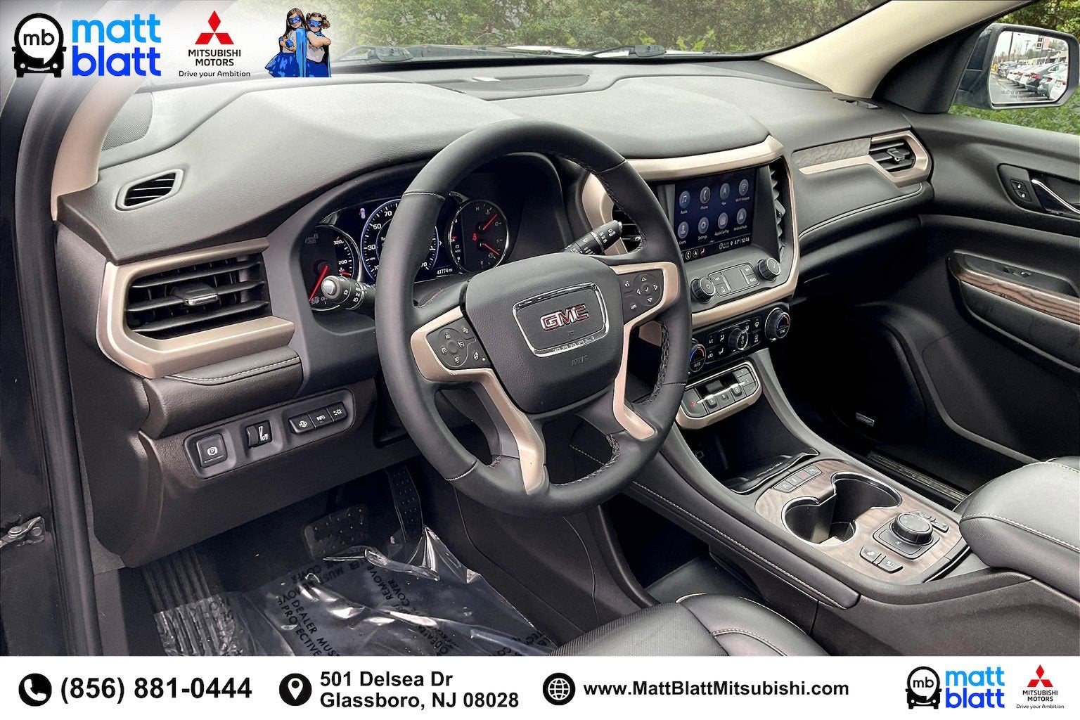 2023 GMC Acadia Denali