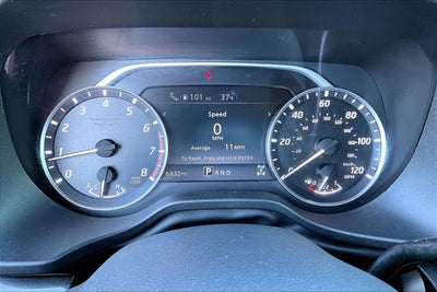 2024 Nissan Titan SV