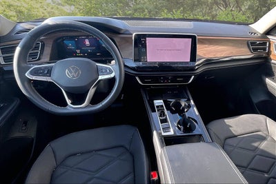 2024 Volkswagen Atlas 2.0T SE w/Technology