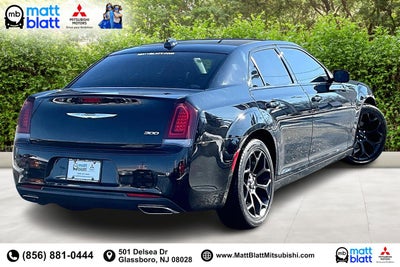 2019 Chrysler 300 Touring