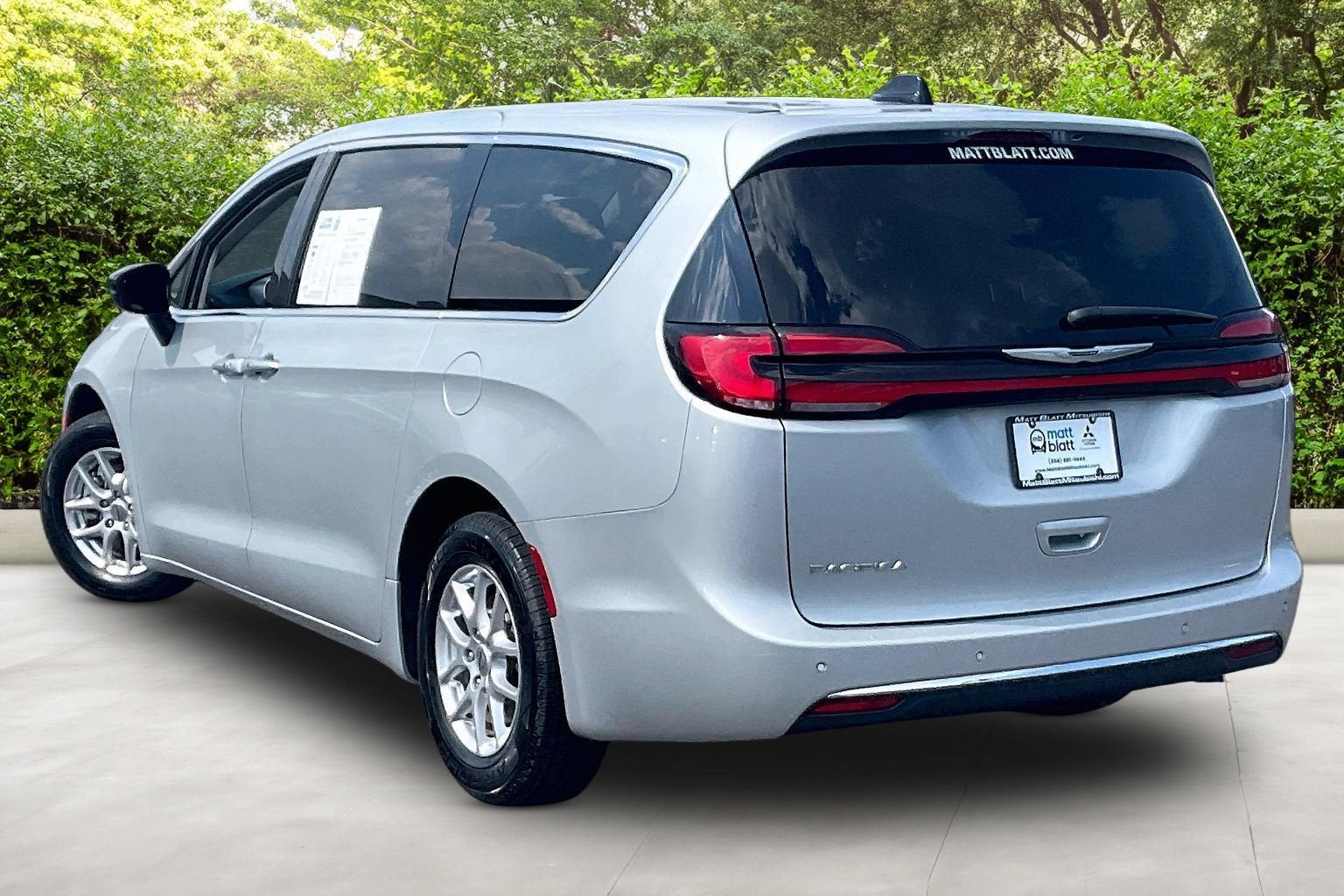 2024 Chrysler Pacifica Touring L