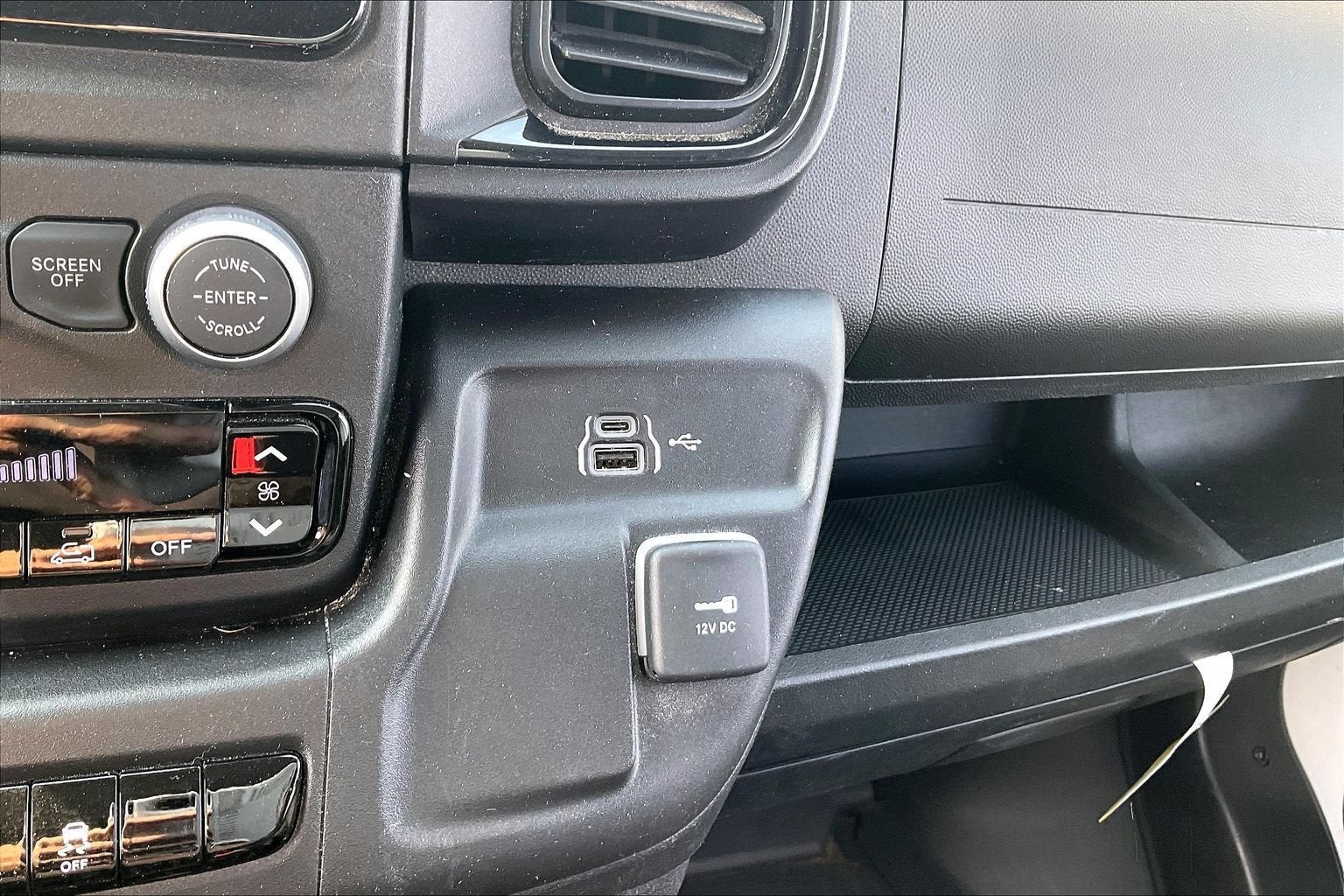 2026 RAM ProMaster Cargo Van Tradesman