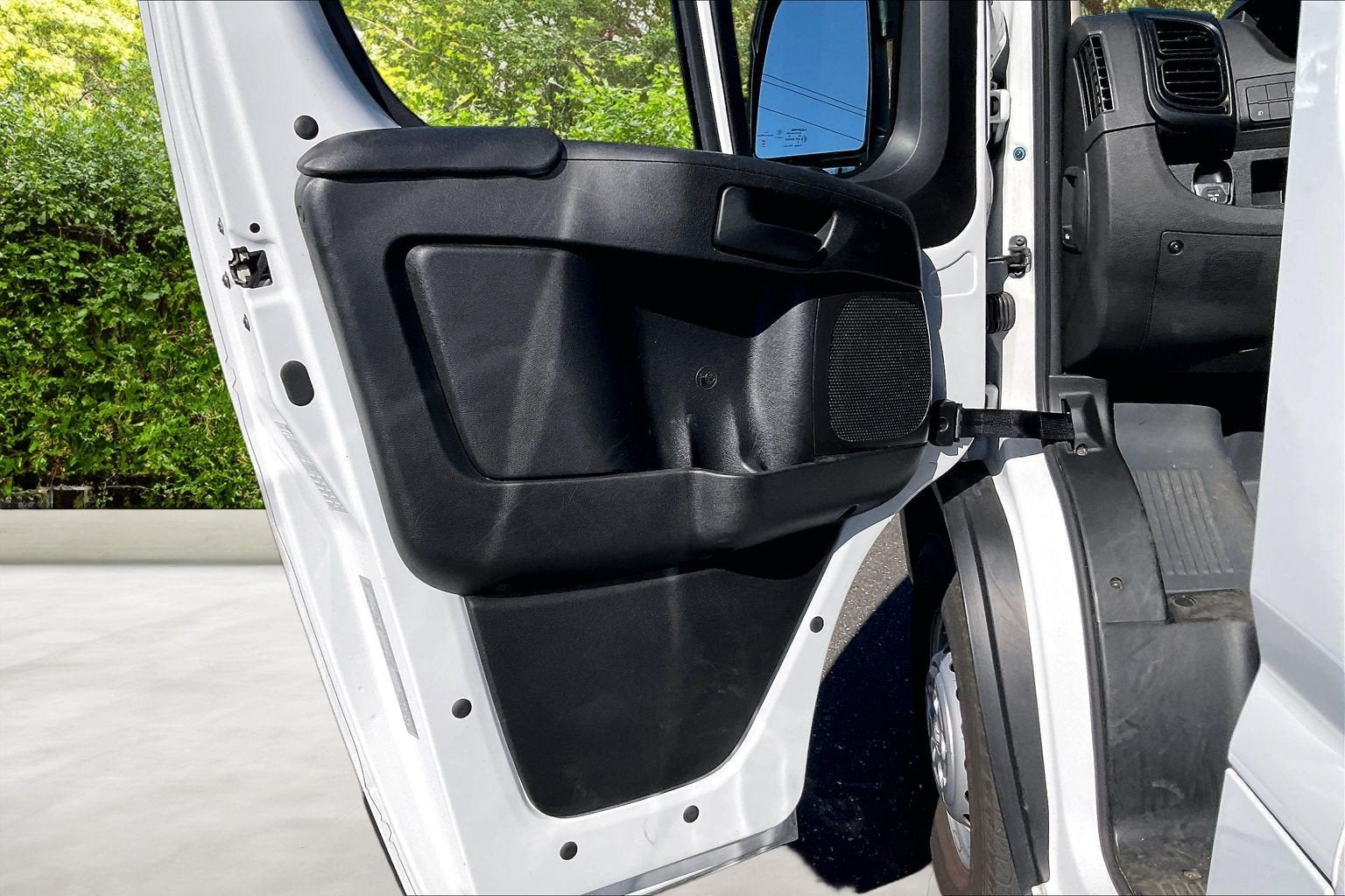 2025 RAM ProMaster Cargo Van Tradesman