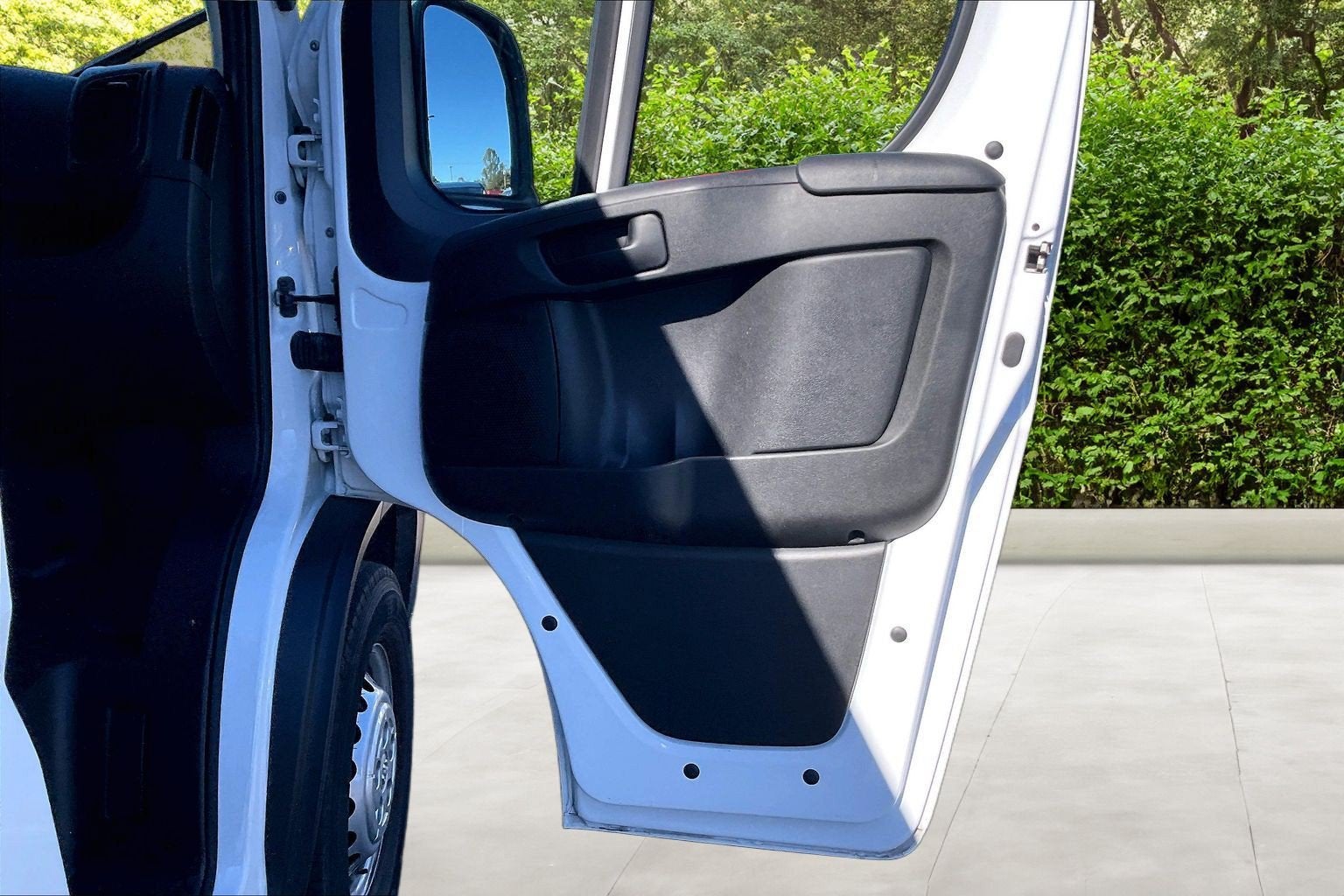 2025 RAM ProMaster Cargo Van Tradesman