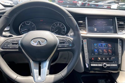 2024 INFINITI QX50 LUXE