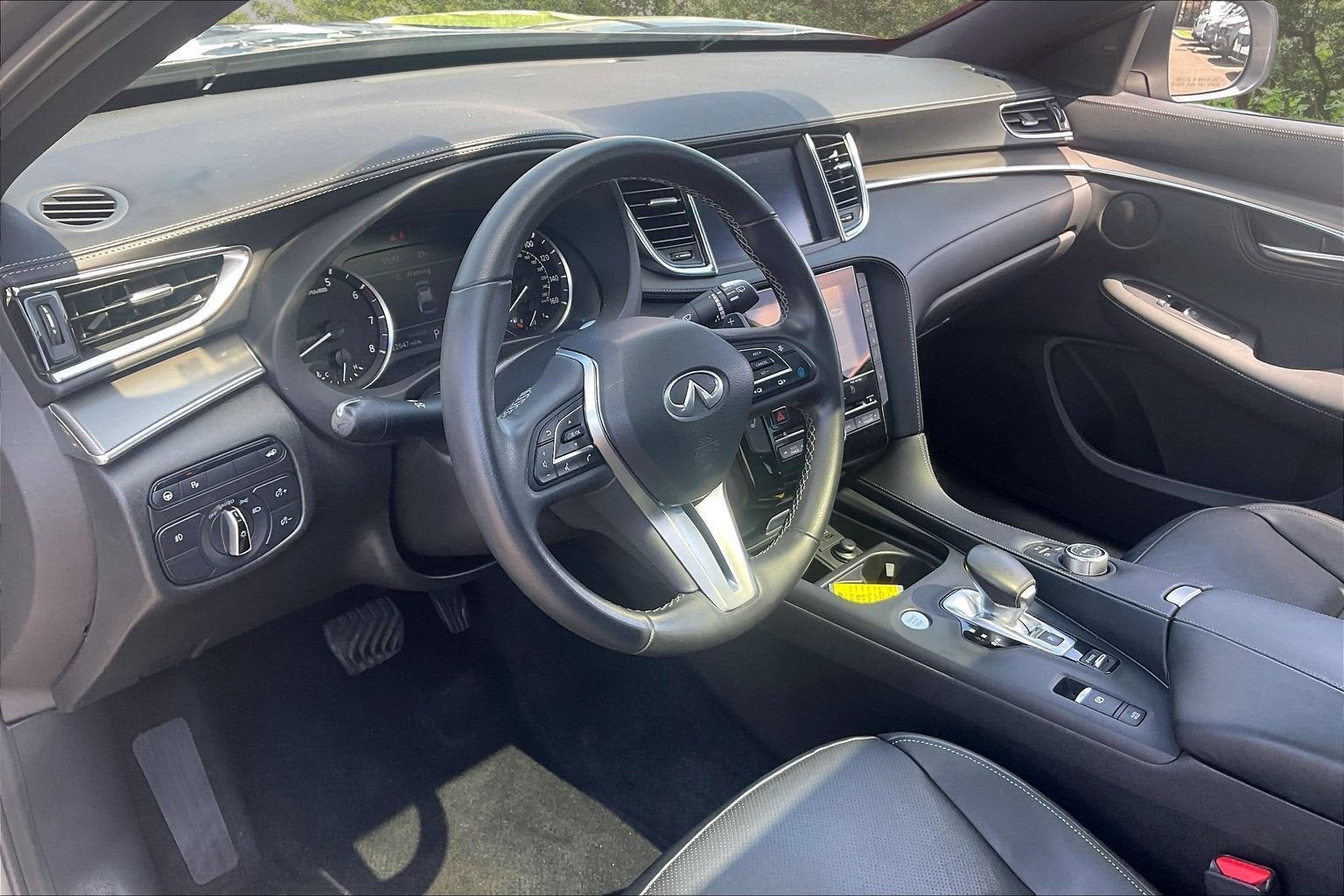 2023 INFINITI QX55 LUXE