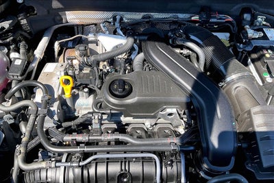 2025 Volkswagen Taos SEL