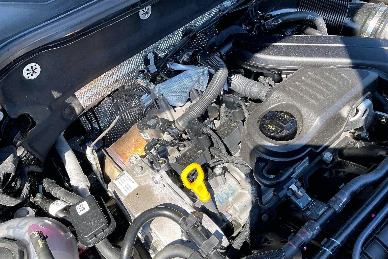 2025 Volkswagen Taos SEL