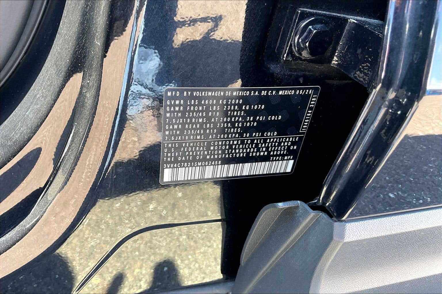 2025 Volkswagen Taos SEL