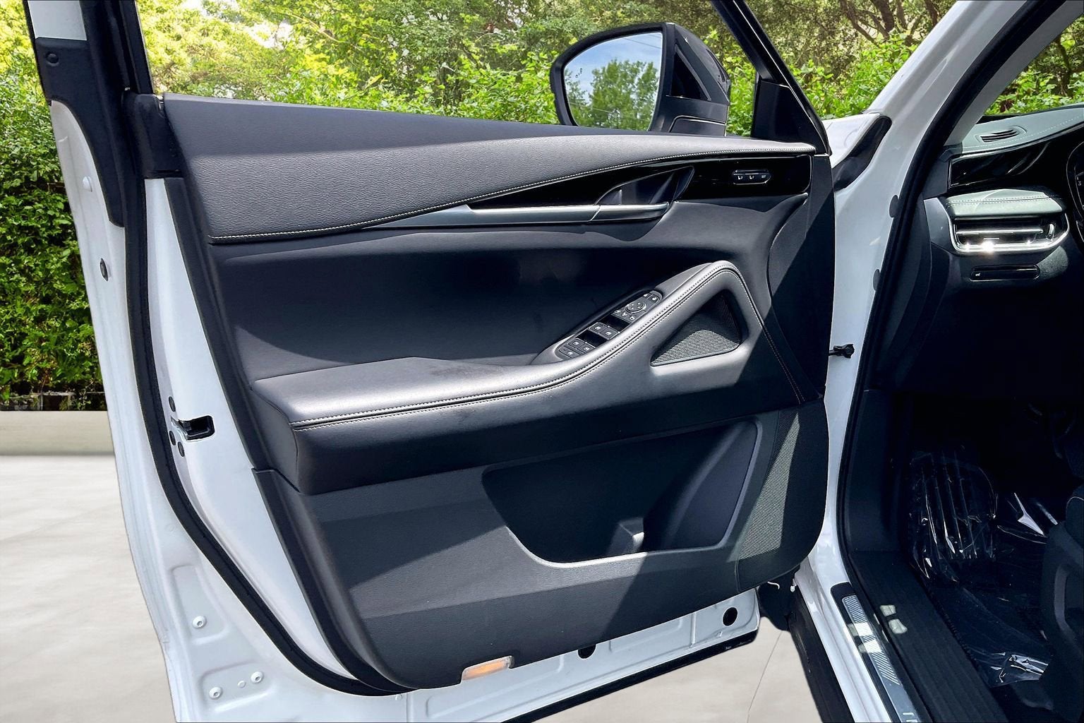 2023 INFINITI QX60 PURE